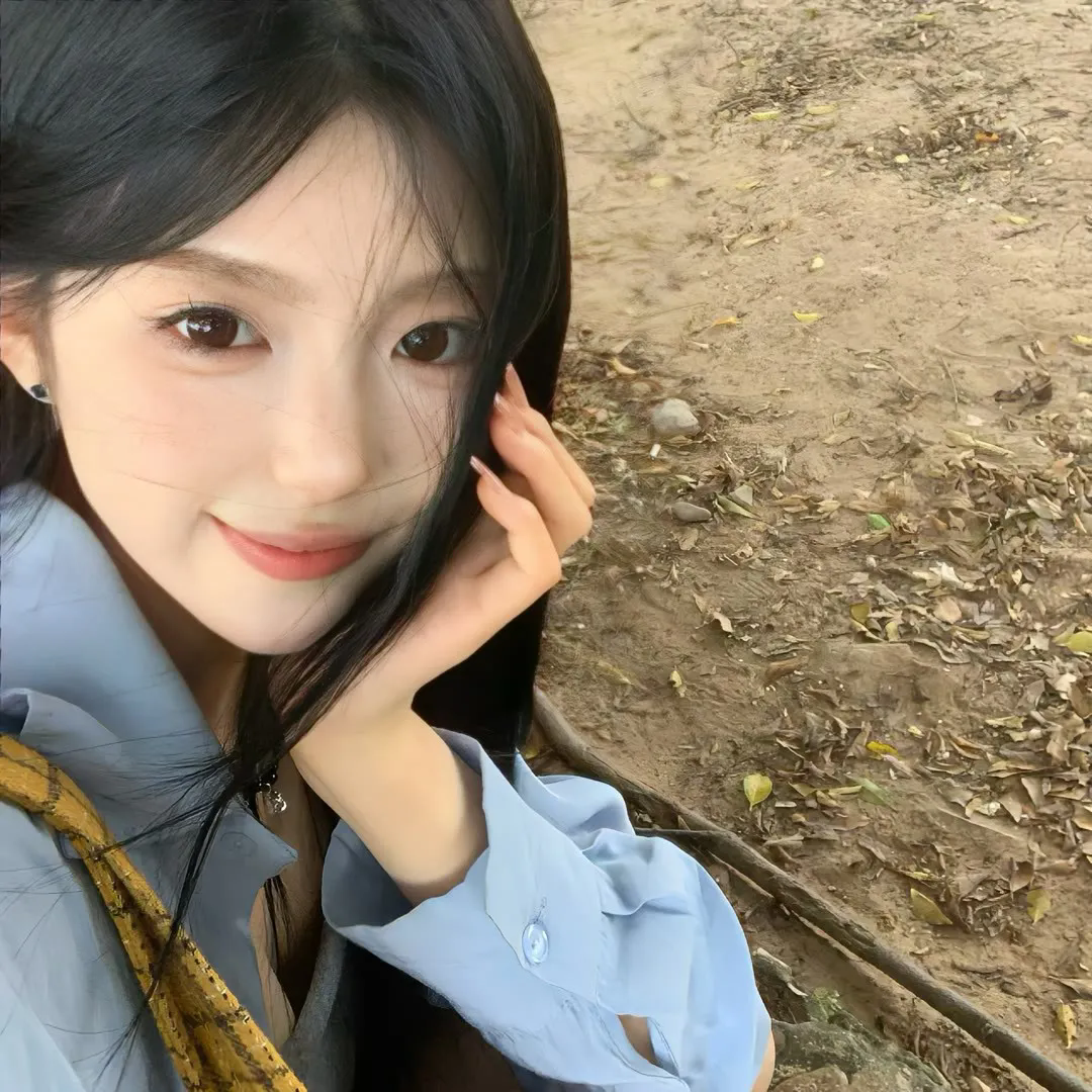 山花依旧笑春风